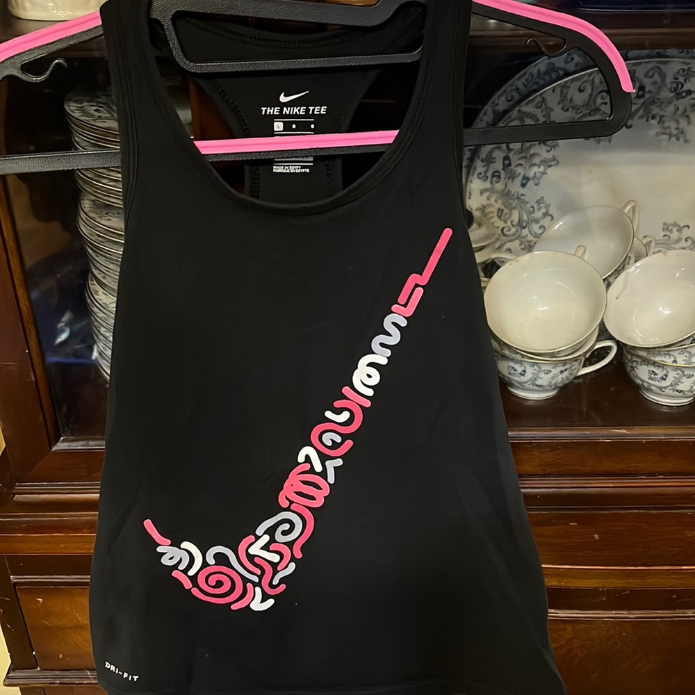 Nike tank top